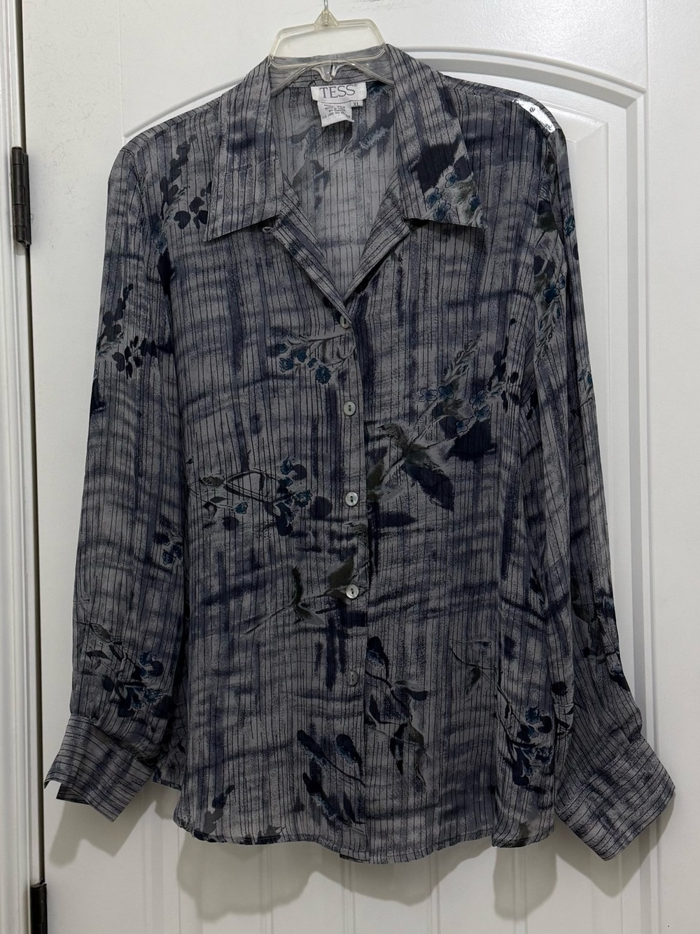 Tess Vintage Gray Blue Silk Semi Sheer Blouse Top Womens XL EUC